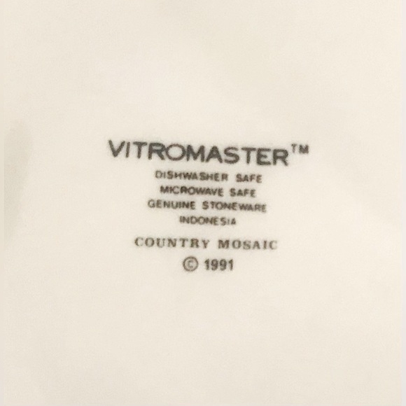 VITROMASTER 9” Serving Bowl - Picture 4 of 5